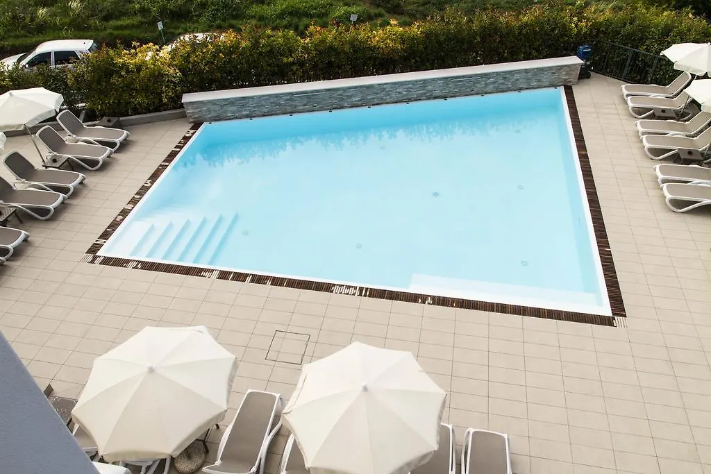 ***  Hotel Relais Agli Olivi Λατζίζε Ιταλία