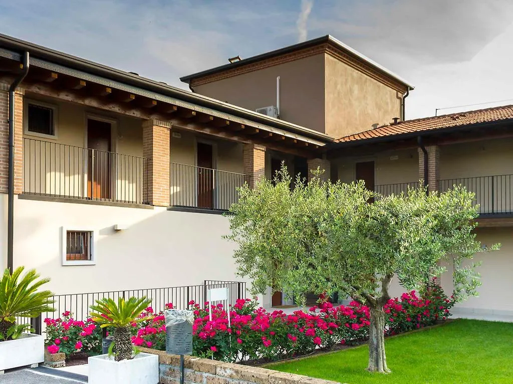 Hotel Relais Agli Olivi Lazise 3*,  Italy